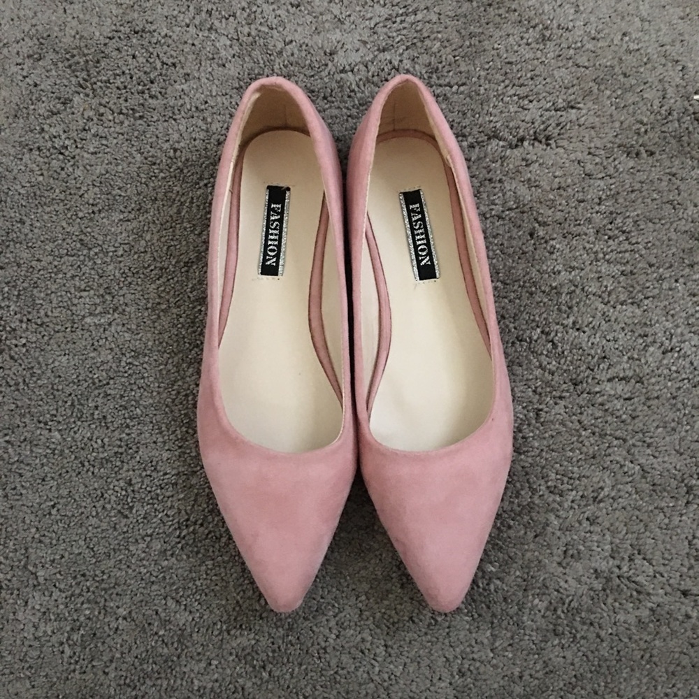 Women’s flats